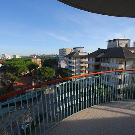 Appartamenti Puerto Do Sol Lignano Sabbiadoro Buitenkant foto