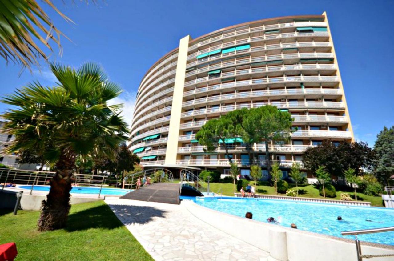 Appartamenti Puerto Do Sol Lignano Sabbiadoro Buitenkant foto